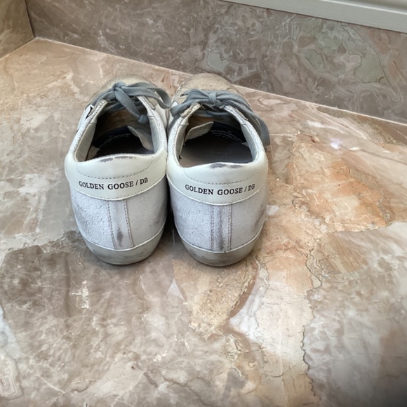 GOLDEN GOOSE sneakers size 8 1/2. - Picture 5 of 7
